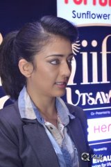 Akshara Hassan At IIFA Utsavam Awards 2017